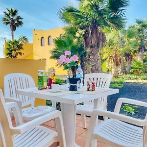Paradise House , Corralejo Spagna