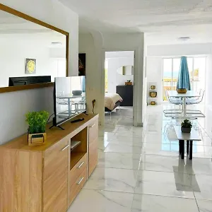 La Casita De Bonnie , La Tejita Spagna